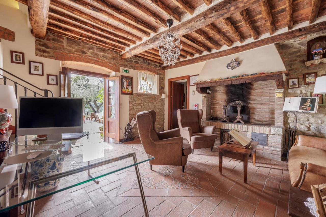 B&B Hotel La Piana ボルゴ・ア・ブッジャーノ エクステリア 写真